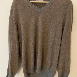100% Cashmere Pullover <> V neck <> Large
